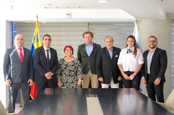 Alex-Saab-firma-turismo