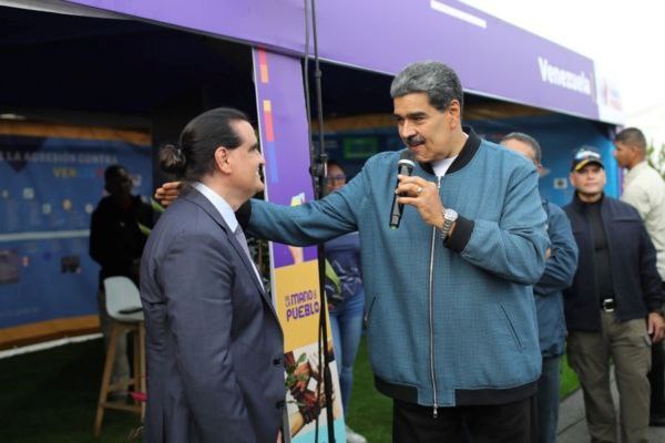 Maduro-Saab-Industrias-impulsar