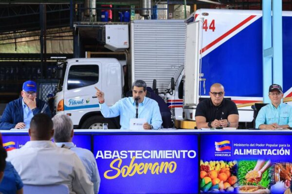 Presidente Nicolás Maduro proyecta crecimiento de 9% del PIB en 2025 y celebra soberanía avícola con aumento del 188%